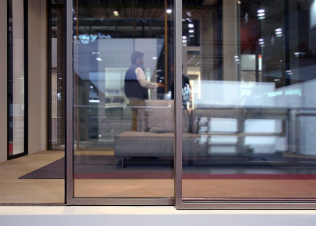 Alzante scorrevole motorizzato Skyline Drive in acciaio