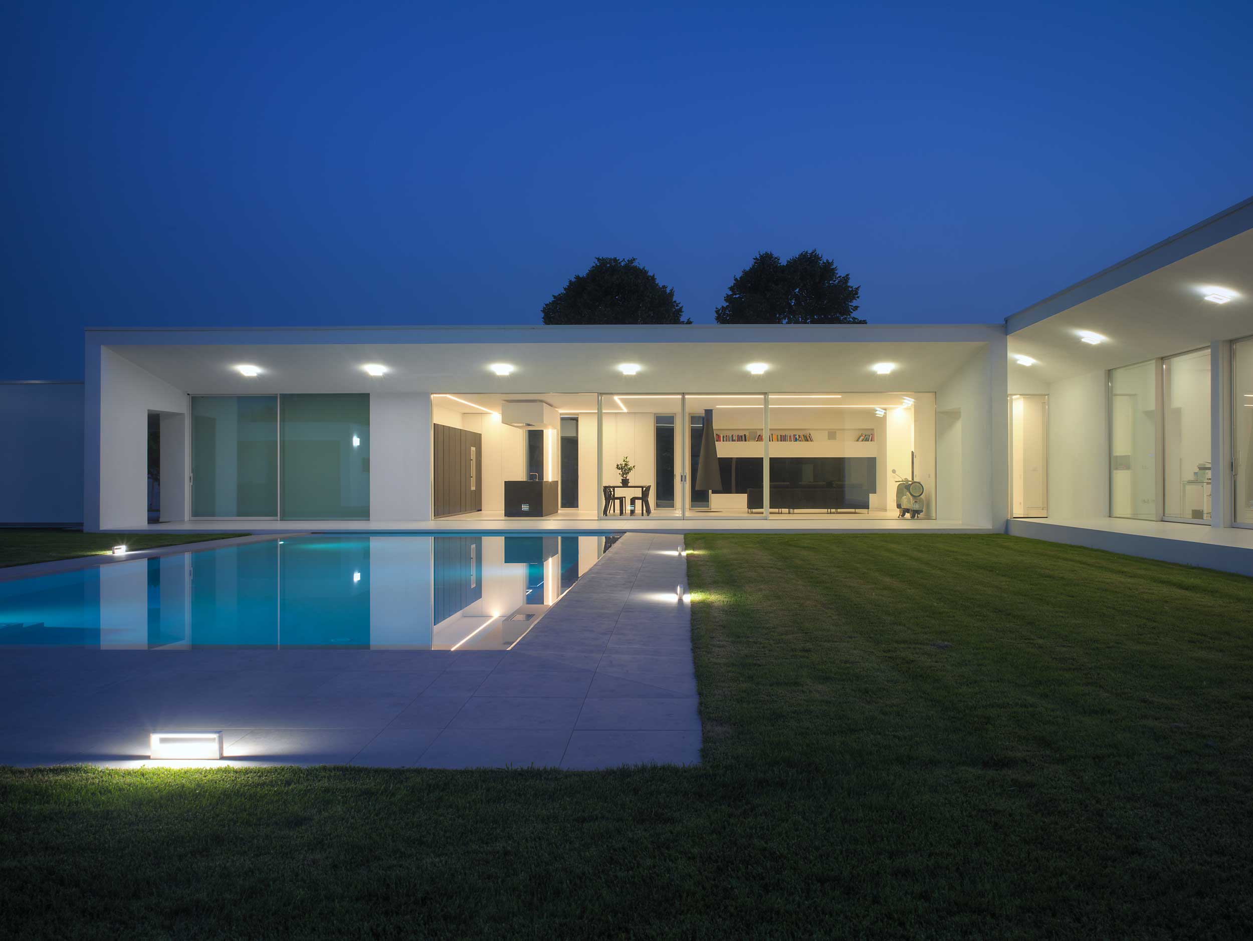 villa-verona-patio-le-soir-carminati