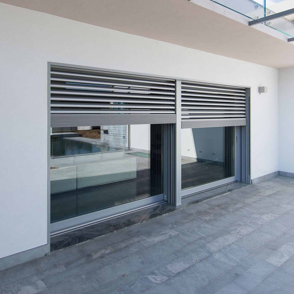 Brise-soleil en aluminium