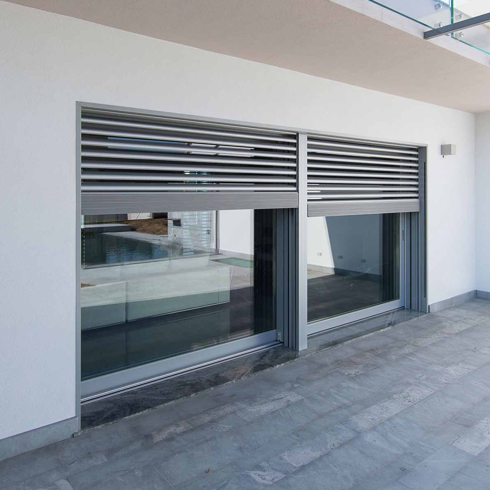 Frangisole in alluminio motorizzato senza cordina