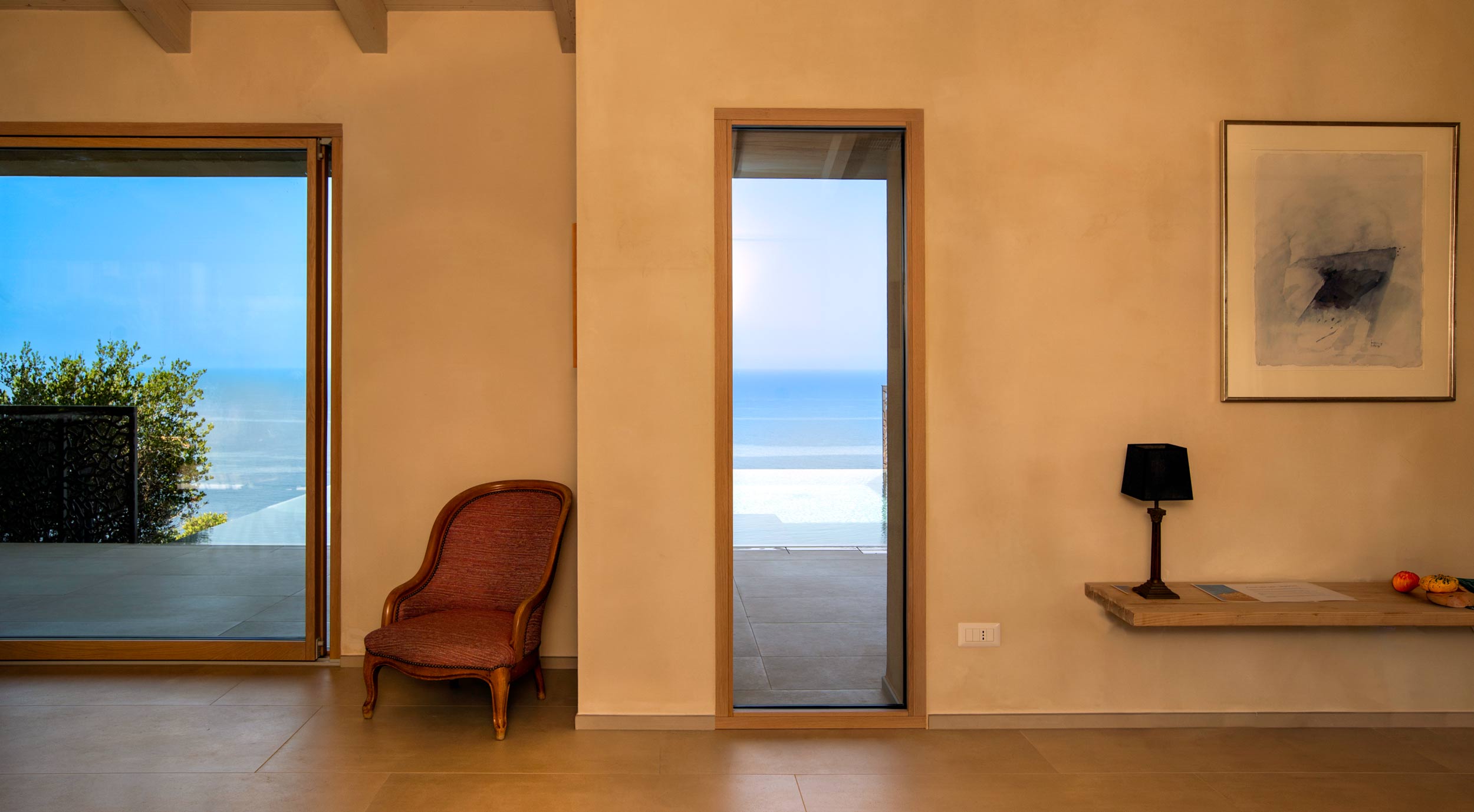 Vetrata fissa Skyline con profili interni in legno