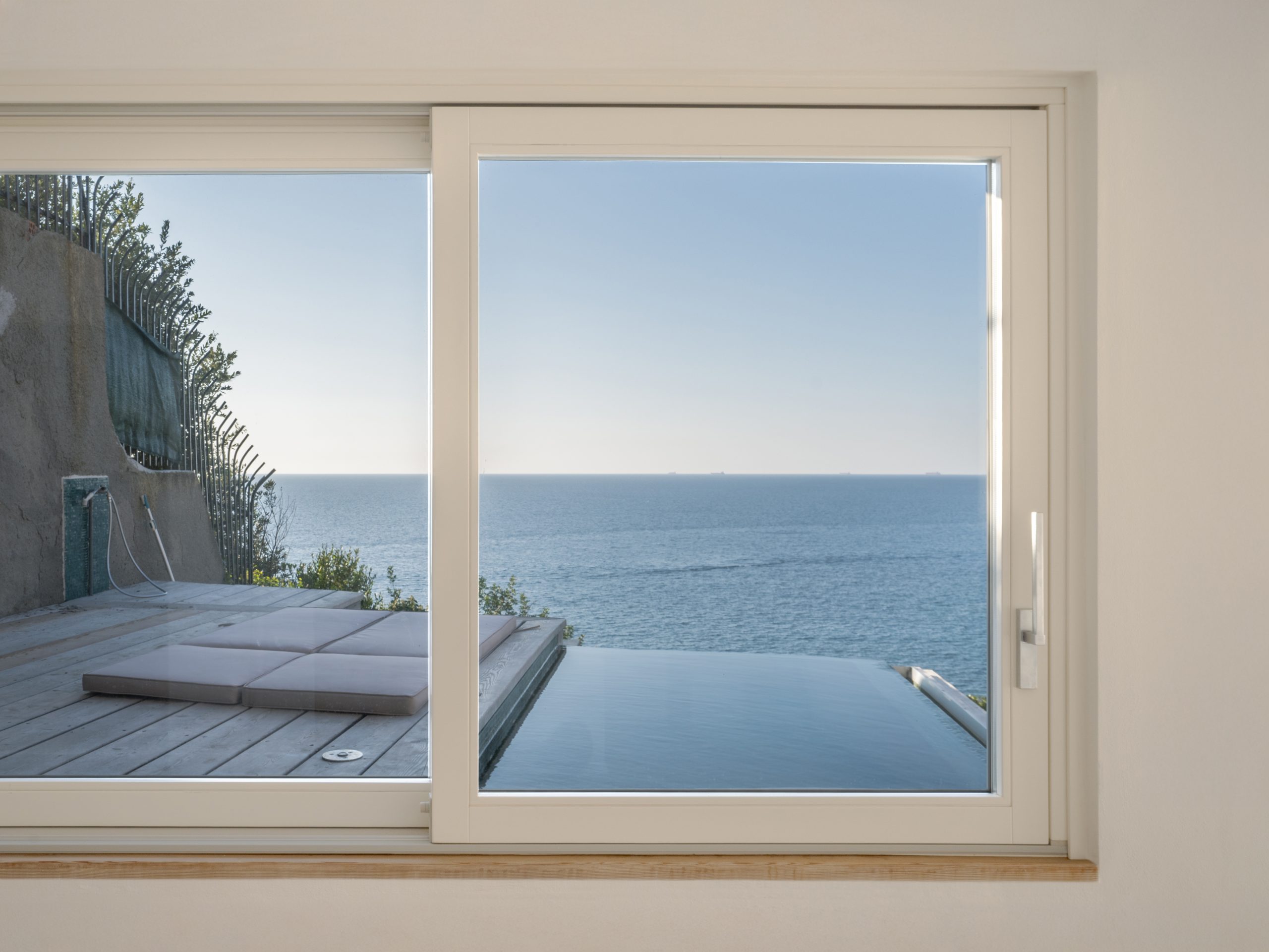 Alzante scorrevole HW80 in abete laccato bianco