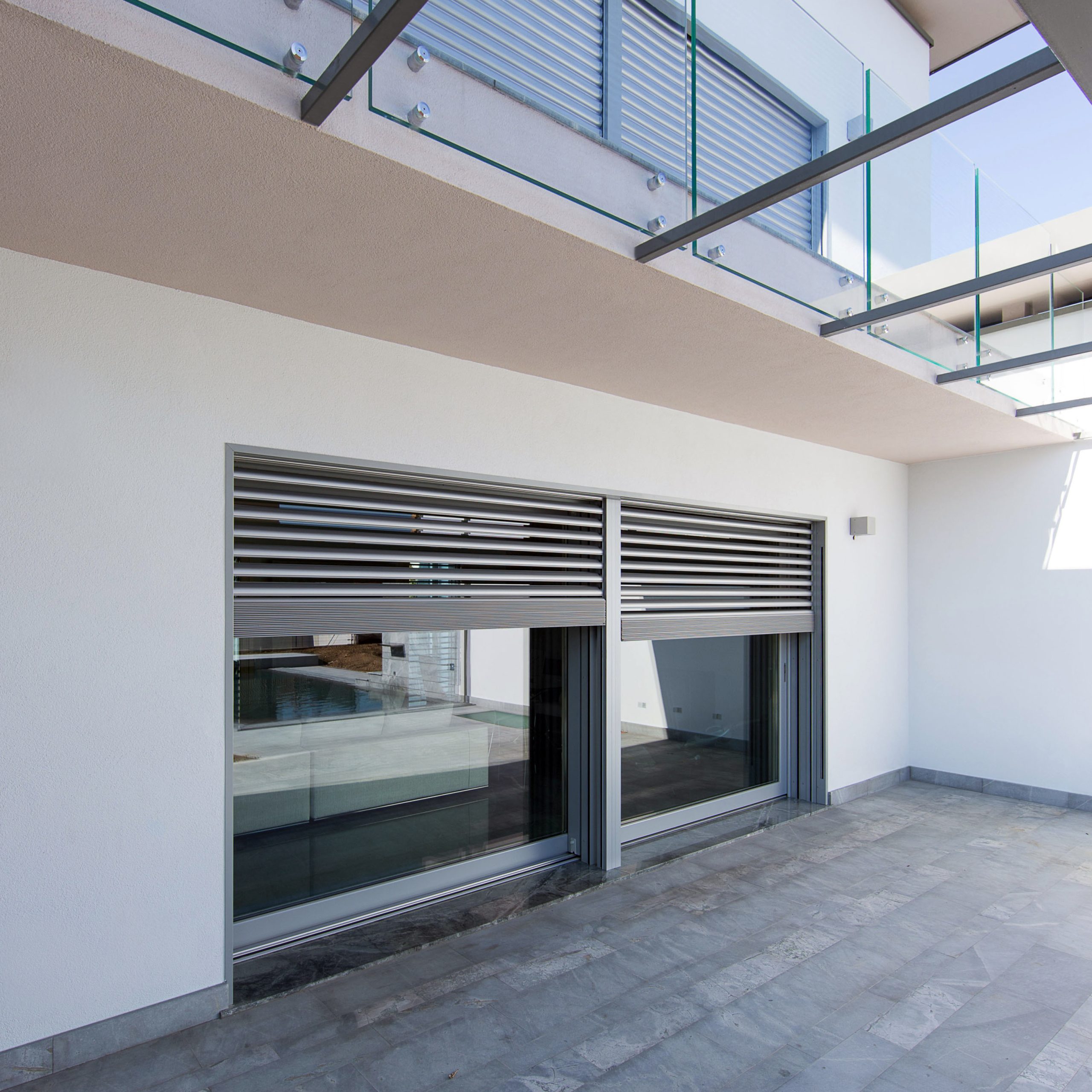 Frangisole in alluminio senza cordina