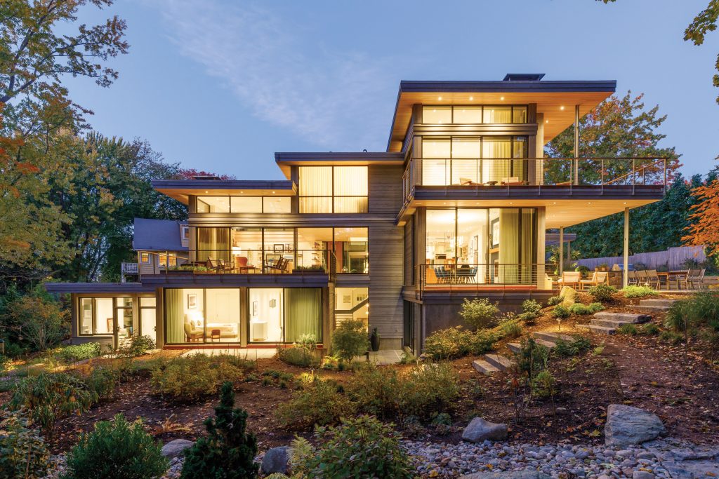 Esterni di Villa Cambridge di sera